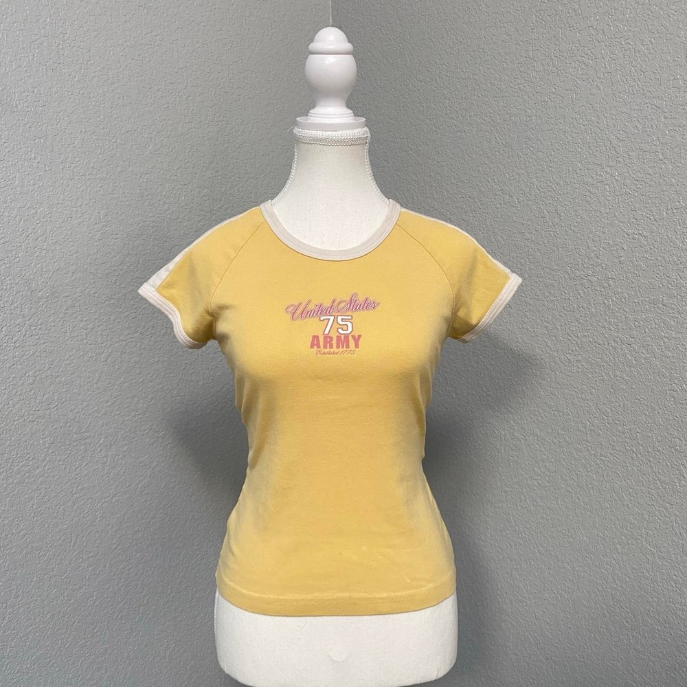 JONES & MITCHELL YELLOW RINGER TEE PINK GRAPHIC ARMY BABY TEE Y2K GRUNGE RETRO